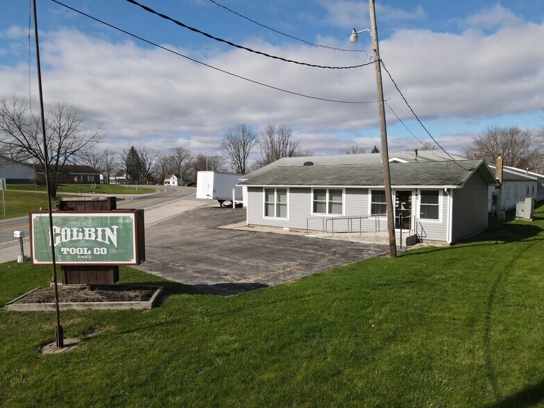 More Photos Of 1021 N Indiana Ave, Syracuse Flex For Sale