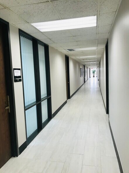 More Photos Of 3315 Burke Rd, Pasadena Medical For Lease