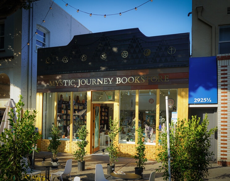 More Photos Of 2923 Main St, Santa Monica Storefront For Lease
