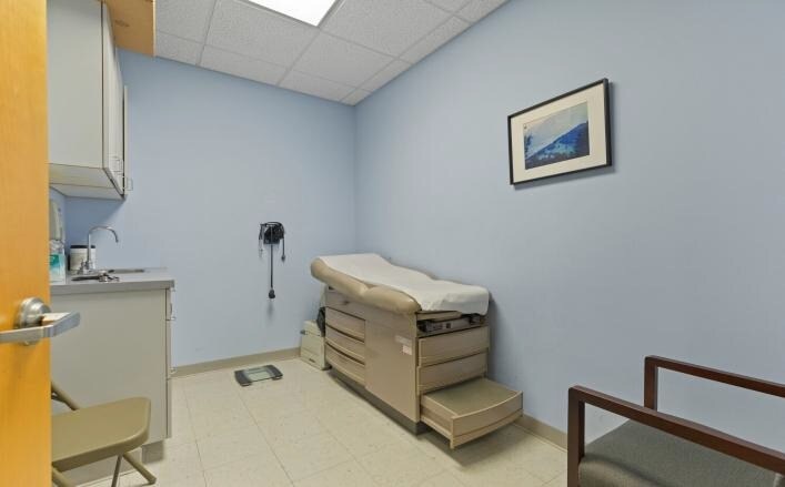 More Photos Of 333 Old Hook Rd, Westwood Medical For Sale