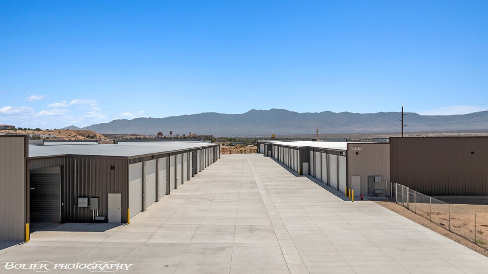 More Photos Of 1300 Pioneer Blvd, Mesquite Self Storage For Sale