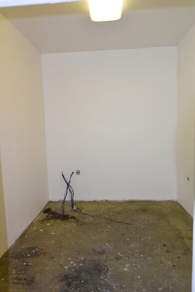 More Photos Of 2153-2173 W Washington Blvd, Los Angeles Storefront Retail Residential For Lease