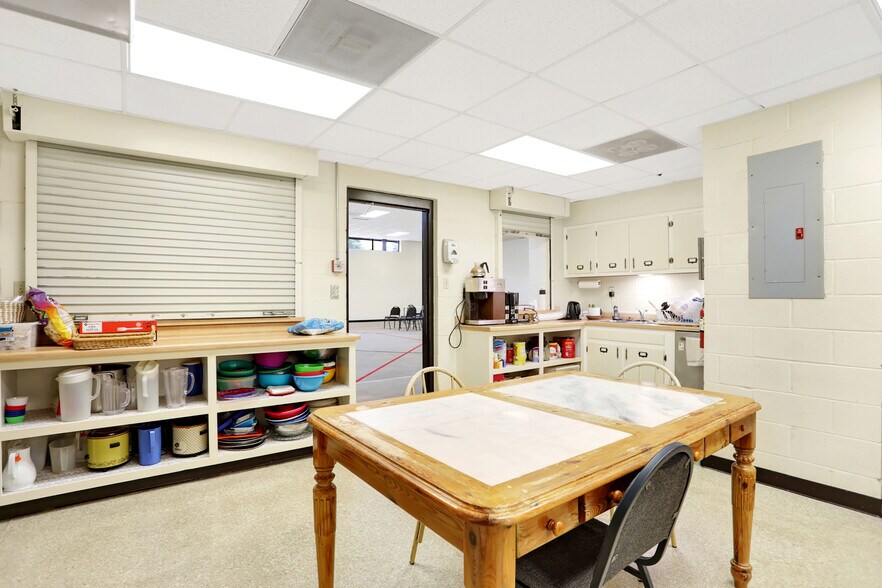 More Photos Of 1792 N Parkway, Memphis Religious Facility For Sale