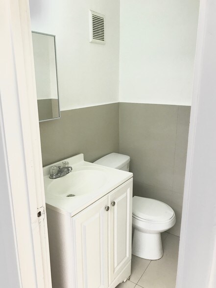 More Photos Of 1101-1111 SW 8th St, Miami Storefront Retail Office For Lease