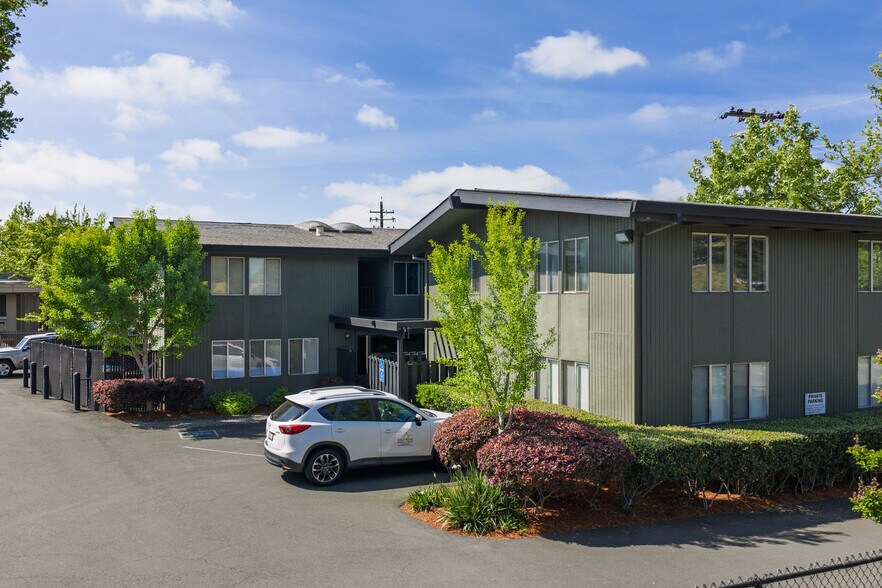 More Photos Of 3000 Cleveland Ave, Santa Rosa Office For Sale