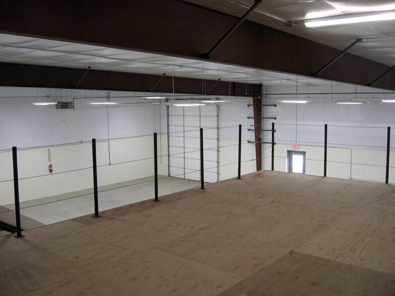 More Photos Of 5900 NE 152nd Ave, Vancouver Unknown For Lease