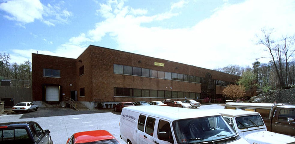 More Photos Of 25 Birch St, Milford Unknown For Lease