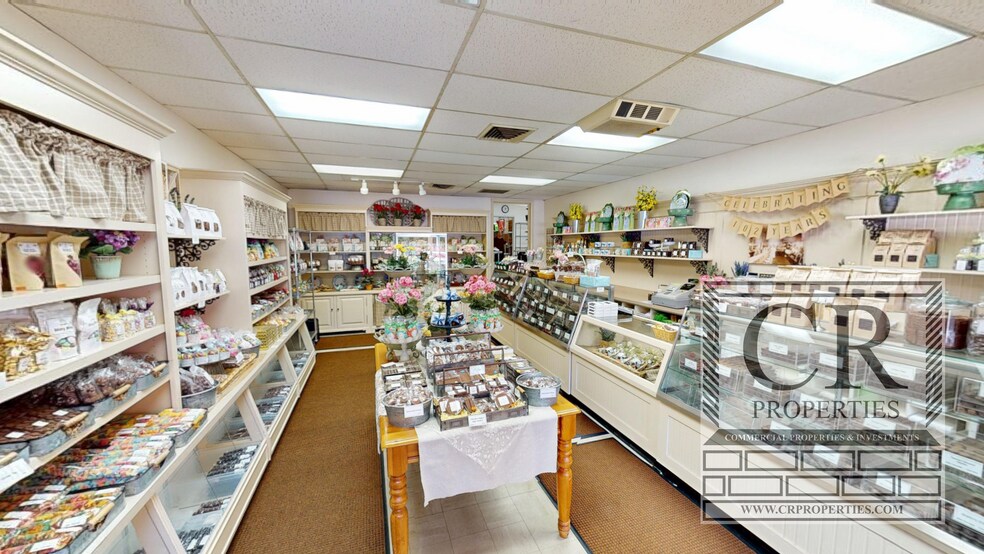 More Photos Of 269 Main St, Beacon Storefront For Sale