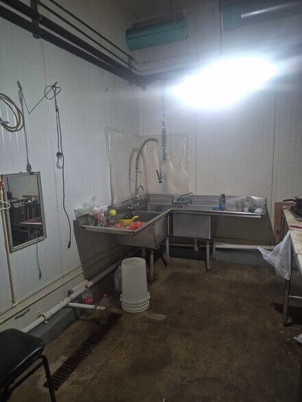 More Photos Of 3923 Covington Hwy, Decatur Food Processing For Sale