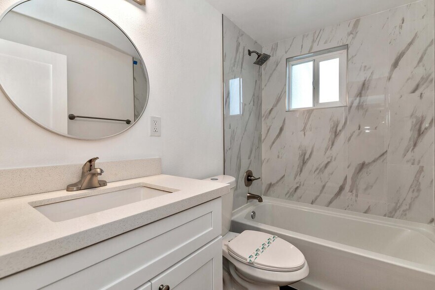 More Photos Of 312 E Kinderman Dr, Avondale Apartments For Sale