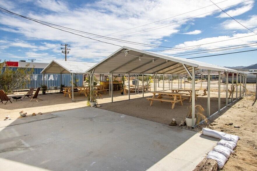 More Photos Of 73911 29 Palms Hwy, Twentynine Palms Storefront For Sale