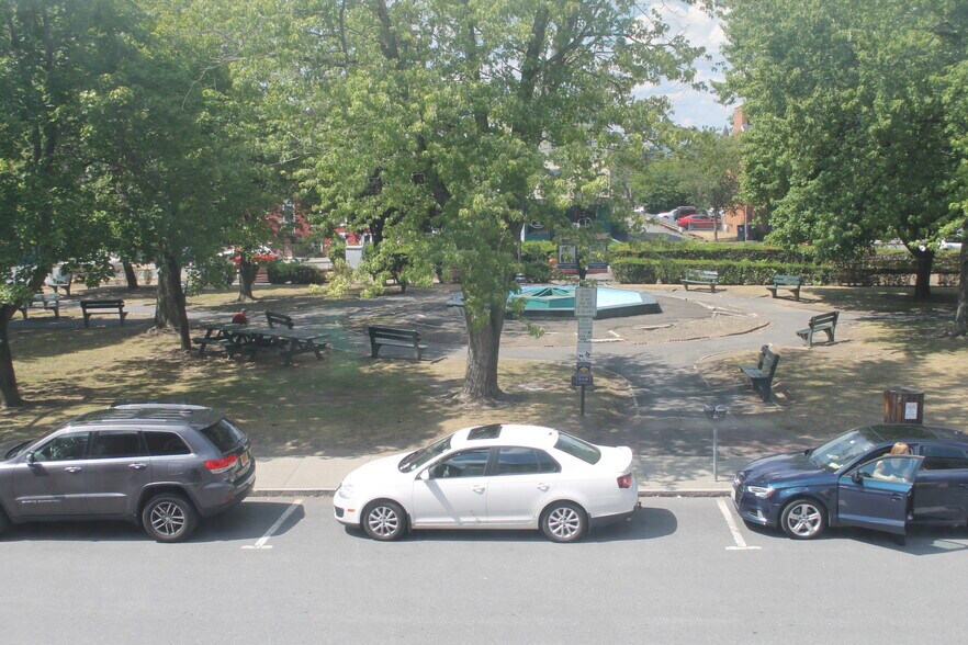 More Photos Of 12 Park Pl, Hudson Storefront Retail Residential For Sale