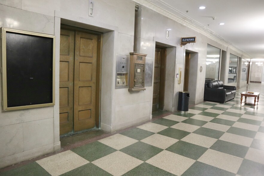 More Photos Of 505 Jefferson Ave, Toledo Multifamily For Sale