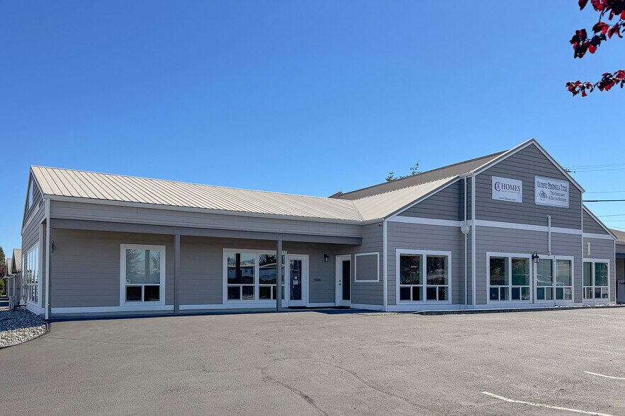 More Photos Of 495 Spruce St, Sequim Office For Sale