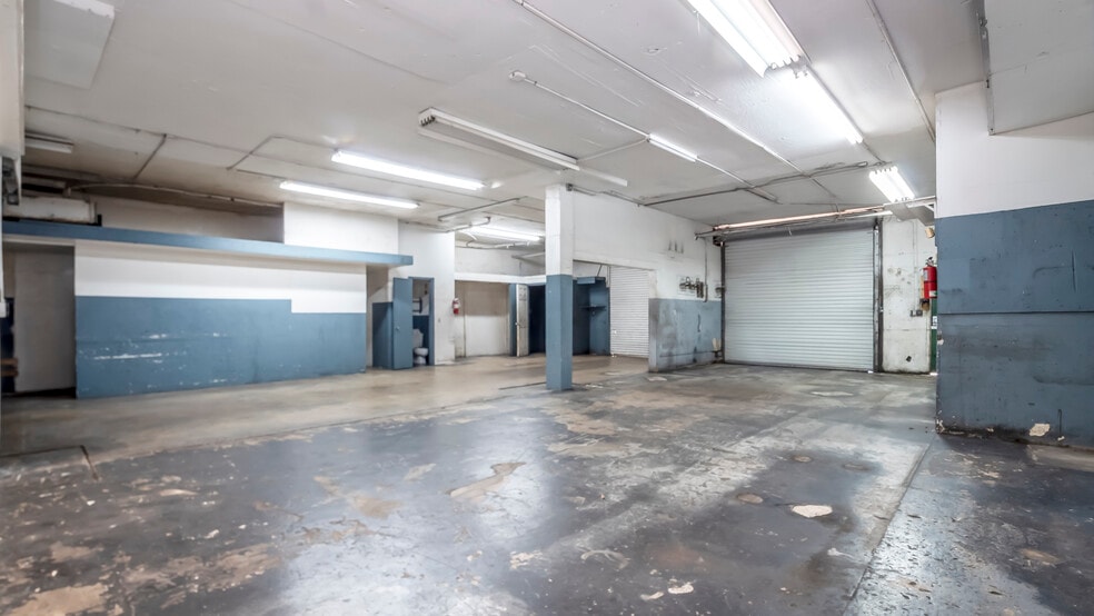 More Photos Of 11030 Wiles Rd, Coral Springs Religious Facility For Sale