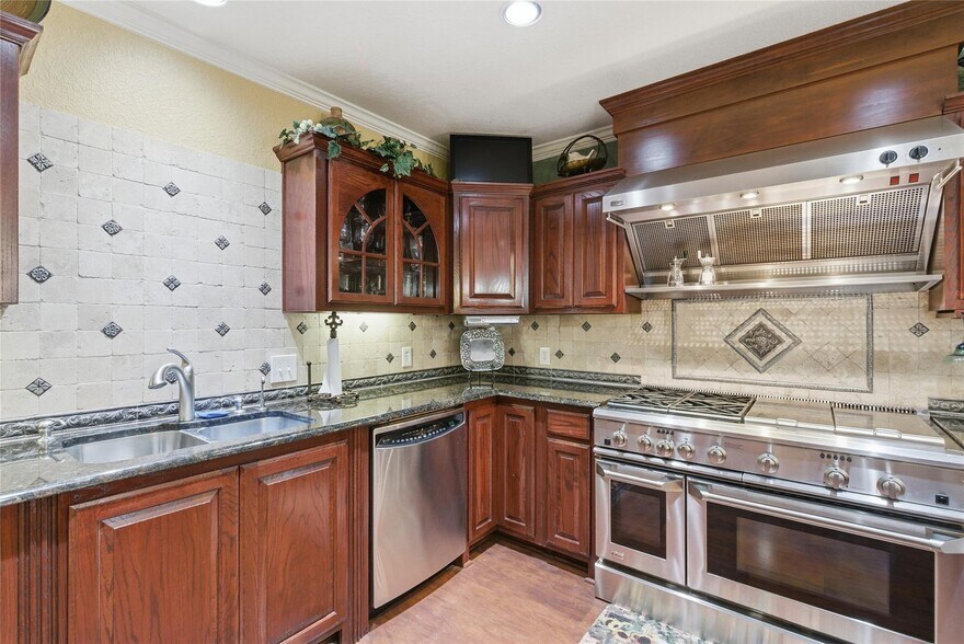 More Photos Of 226 E Blackjack St, Dublin Storefront Retail Residential For Sale