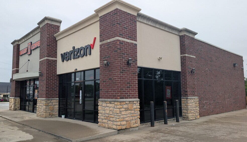 More Photos Of 5434 N Bend Rd, Cincinnati Freestanding For Lease