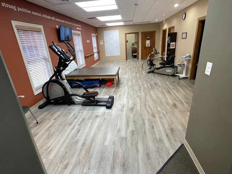 More Photos Of 508 Princeton Rd, Johnson City Medical For Lease