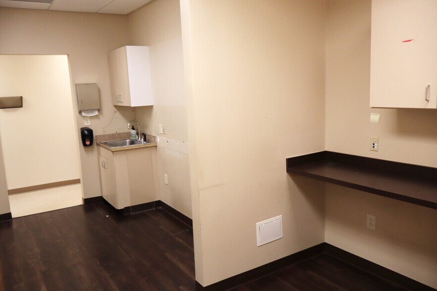 More Photos Of 145 Kimel Park Dr, Winston-Salem Medical For Lease