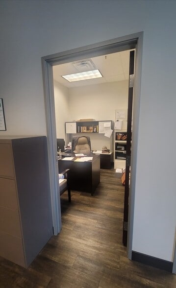 More Photos Of 5208 Tennyson Pky, Plano Office Residential For Lease