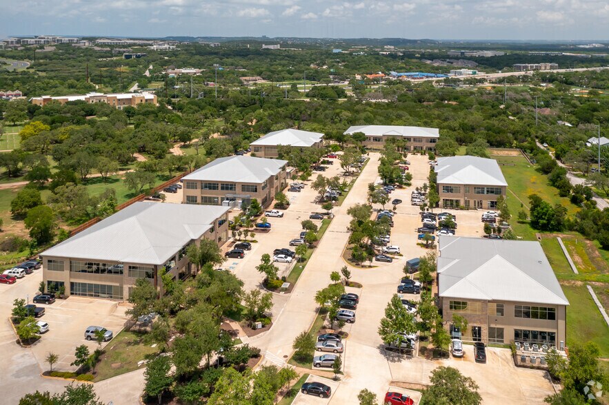 More Photos Of 5920 W William Cannon Dr, Austin Unknown For Lease