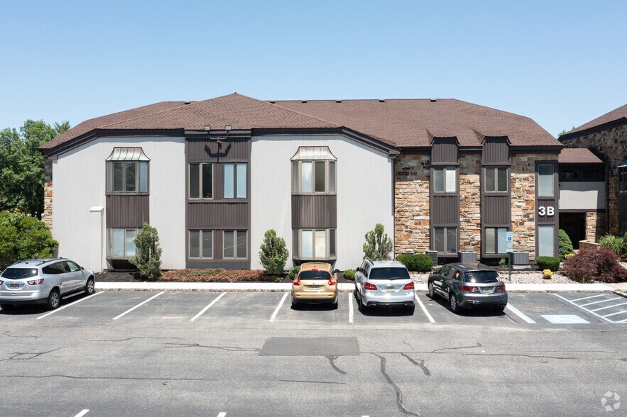 More Photos Of 615 Hope Rd, Eatontown Medical For Lease