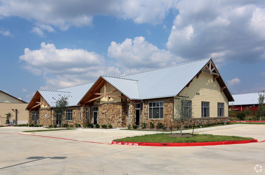 More Photos Of 11525 S Fry Rd, Katy Unknown For Lease