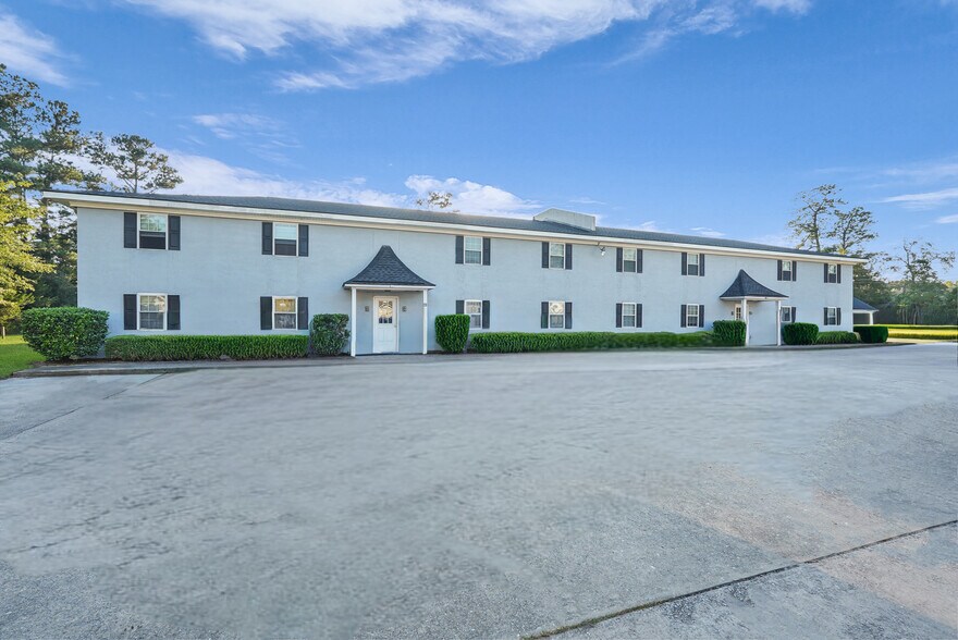 Primary Photo Of 97 Ivey St, Richmond Hill Apartments For Sale