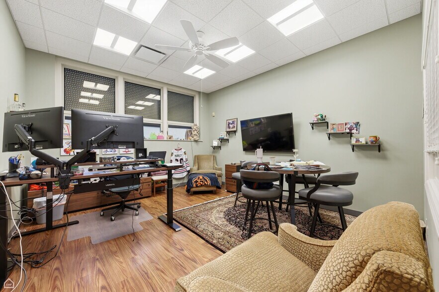 More Photos Of 6200 S Oakley Ave, Chicago Warehouse For Sale