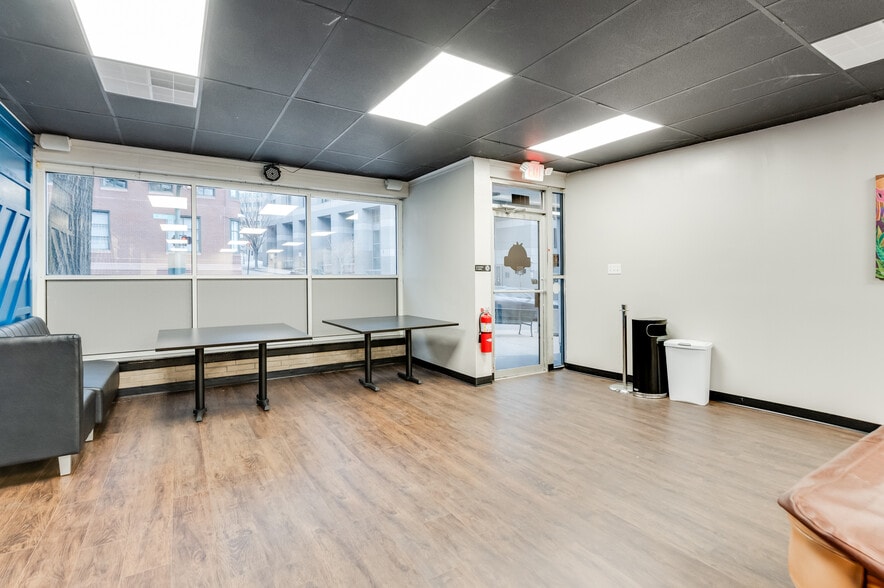 More Photos Of 1217-1219 E Main St, Richmond Storefront For Sale