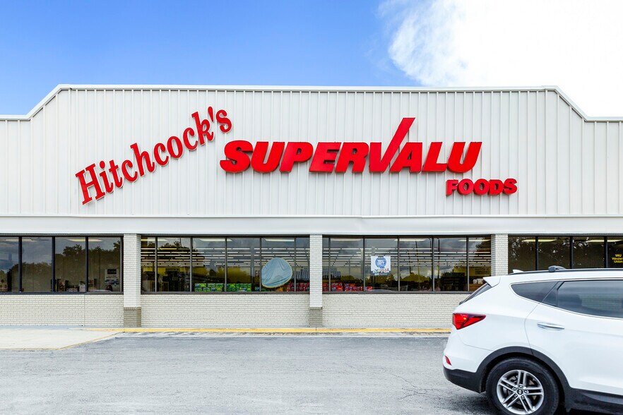 More Photos Of 1114 Highway 20, Interlachen Storefront Retail Office For Lease