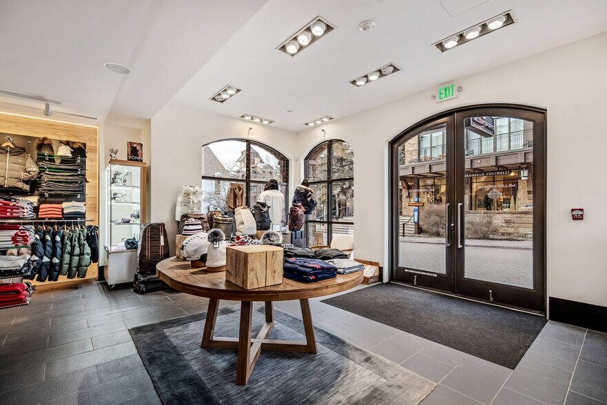 More Photos Of 1 Willow Bridge Rd, Vail Apartments For Lease