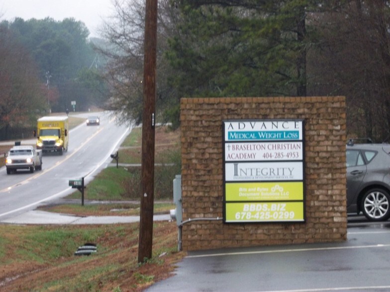 More Photos Of 1463-1467 Highway 124, Auburn Office For Lease