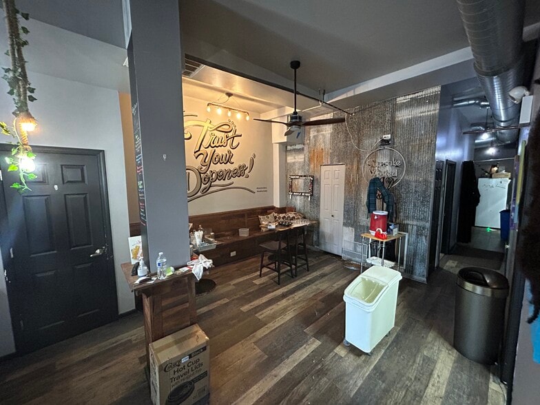 More Photos Of 3453 S Prairie Ave, Chicago Storefront Retail Residential For Lease