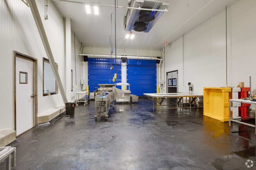 More Photos Of 17007 Prime Blvd, Lockport Coworking Space