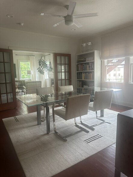 More Photos Of 1604 Nueces St, Austin Office Residential For Lease