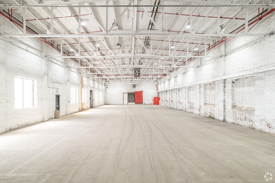 More Photos Of 300 Jefferson St, Camden Warehouse For Lease