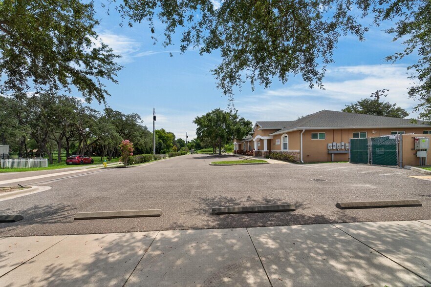 More Photos Of , Tampa Office For Sale
