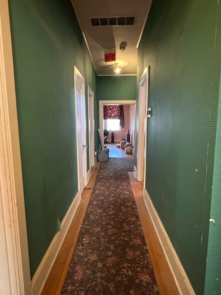 More Photos Of 821 W Broadway St, Muskogee Restaurant For Sale