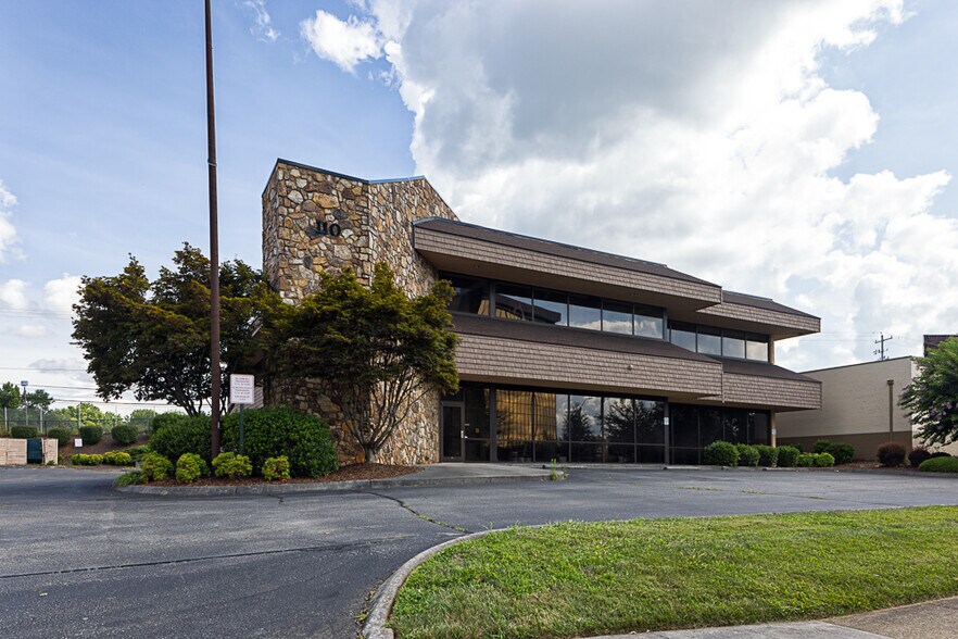 Primary Photo Of 110 E Mountcastle Dr, Johnson City Medical For Lease