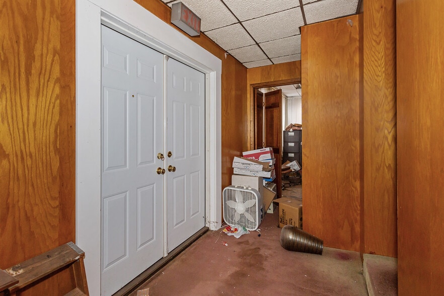 More Photos Of 118 Hudson St, Hackensack Office For Sale