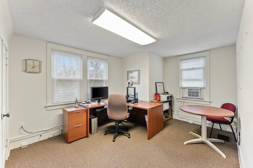 More Photos Of 1940 US-9 Rt, Cape May Court House Office For Sale