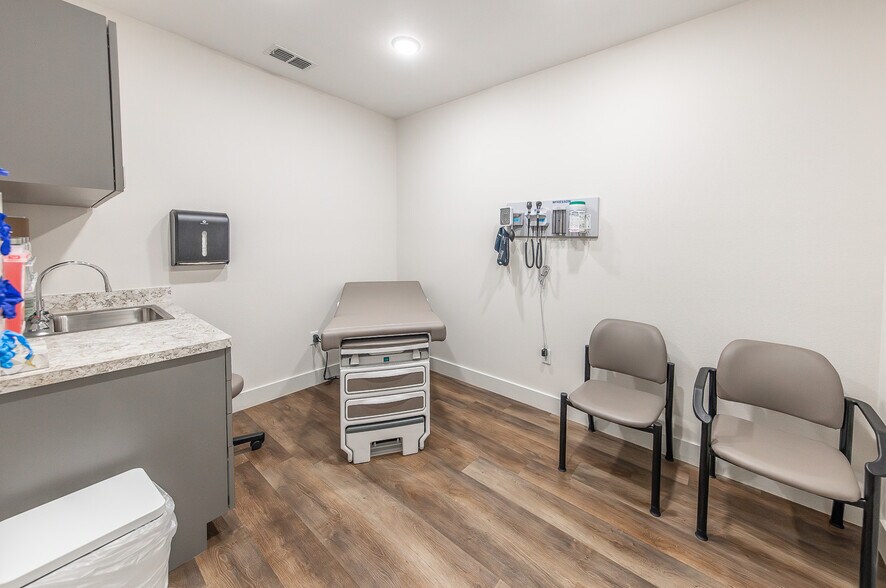 More Photos Of 5004 122nd St, Lubbock Office Residential For Lease