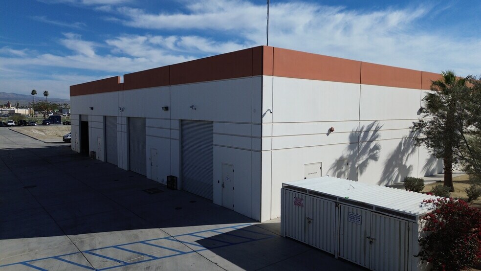 More Photos Of 45130 Golf Center Pky, Indio Warehouse For Sale