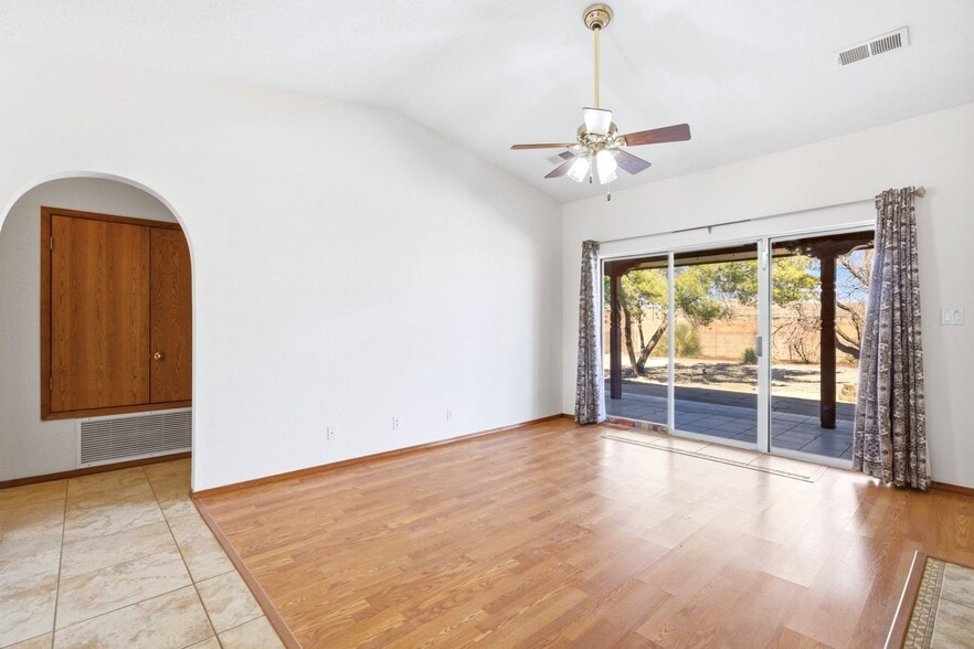 More Photos Of 2881 Chessman Dr SE, Rio Rancho Specialty For Sale