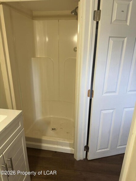 More Photos Of 546 W Main St, Plymouth Apartments For Sale