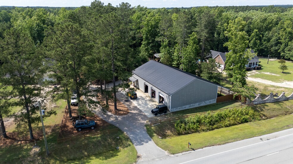 More Photos Of 5229 Augusta Hwy, Leesville Flex For Sale