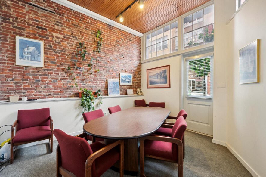 More Photos Of 136-138 N 2nd St, Philadelphia Apartments For Sale