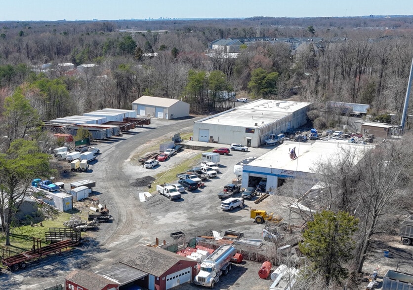 More Photos Of 500 Earls Rd, Middle River Warehouse For Sale