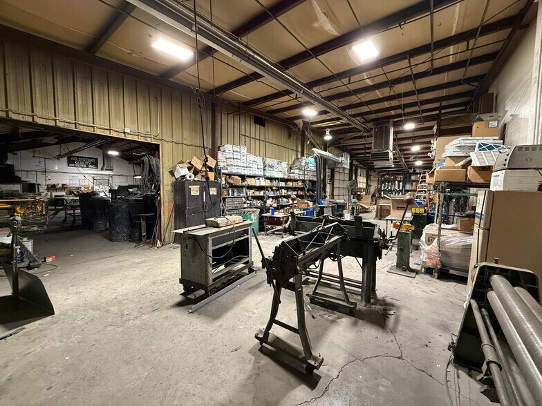 More Photos Of 2991 S Tejon St, Englewood Warehouse For Sale